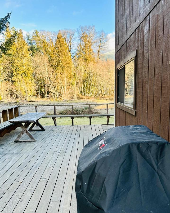 Waterfront Cabin At White Pass And Mount Rainier National Park Packwood Bagian luar foto